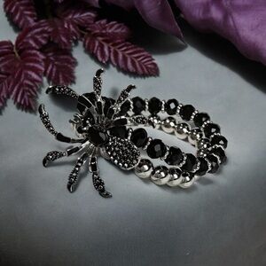 Enigmatic Gothic Spider Bracelet Cool & Dark‎ Double Layer Beaded Accessory